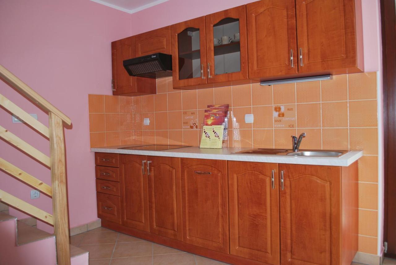 Apartments - Turisticna Kmetija Vrbnjak Лютомер Экстерьер фото